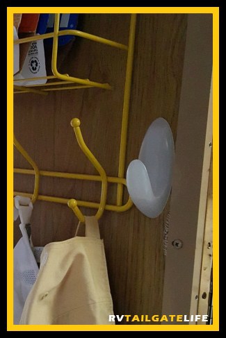 10 Ways To Use Command Hooks In Your Home And RV