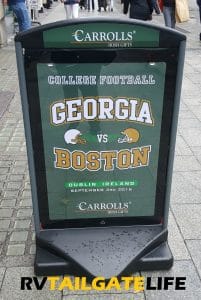 Yes, Carrolls Gift Store really did print "Georgia vs Boston" shirts - 4,000 in all.  
