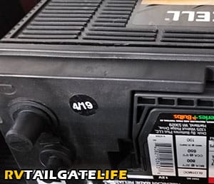 Purchase the most recently manufactured RV battery to ensure long RV battery lifespan